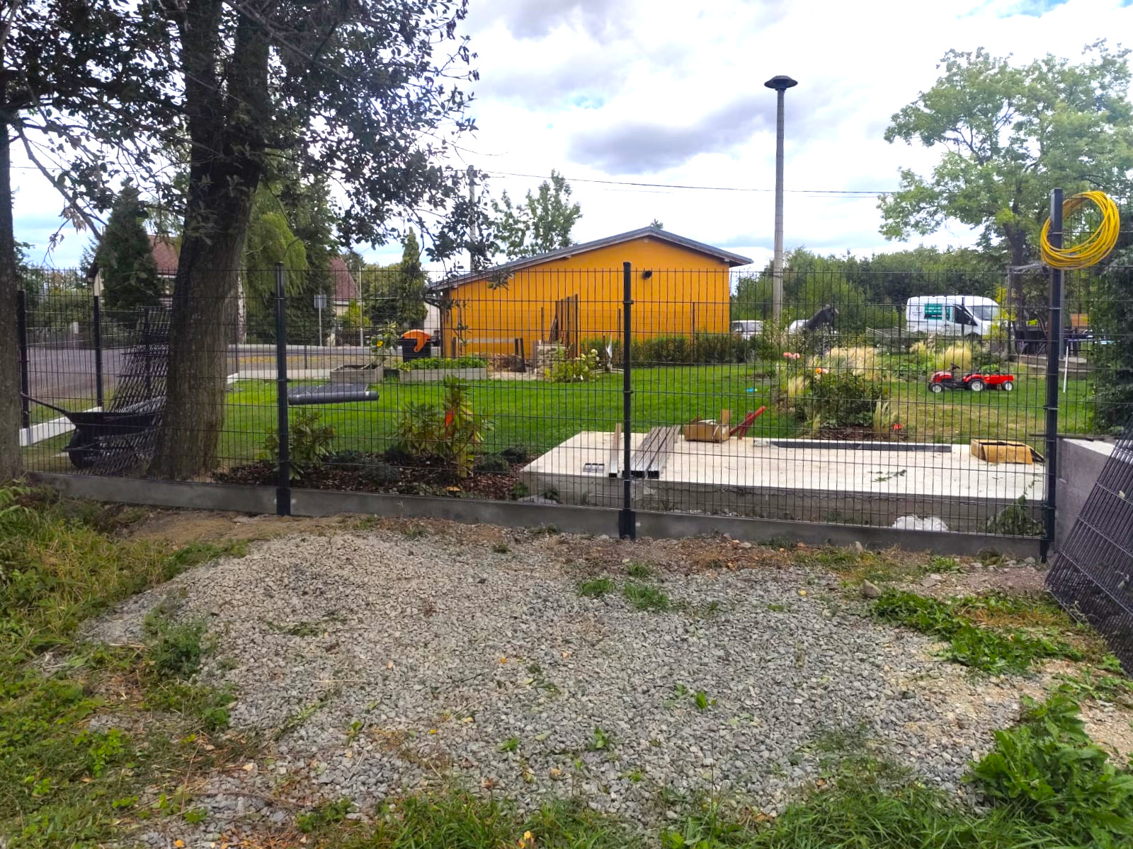 d6459719-feee-4423-93e8-9f60d56d1618